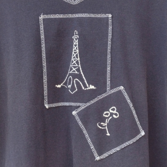 VTG Just Because Clothing Navy Eiffel Tower T-shirt - Picture 3 of 7